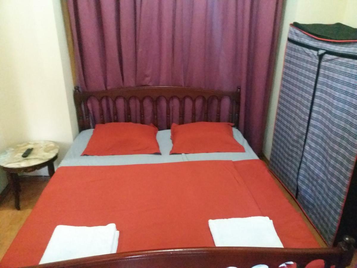 Intercity Hostel Batoumi Extérieur photo